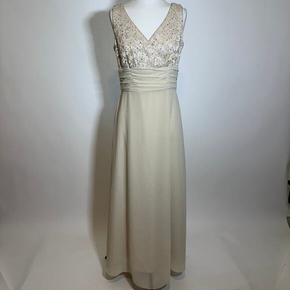 NWD R&M Collection Beige 2PC Special Occasion Evening Gown Formal Womens Size 8 - Picture 7 of 16